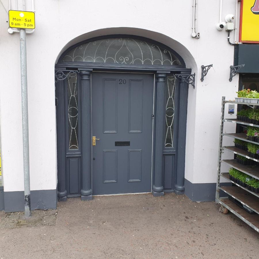 3 Bedroom Apartment, Ballymena, The Wee Stop Gap Extérieur photo